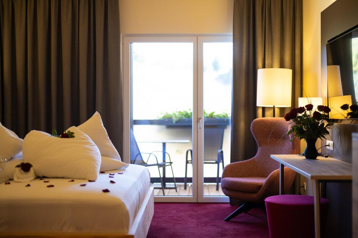 Genuss- Und Wellnesshotel Puchas Kukmirn Экстерьер фото